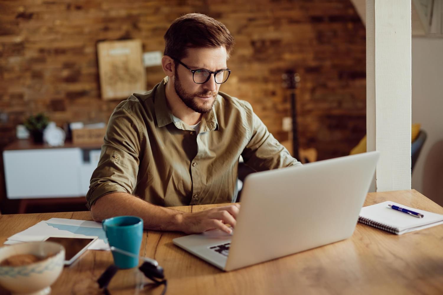 Sponsor management system UK how to use correctly - LawSentis complete guide to using the UK sponsor management system SMS for licensed sponsors 2026